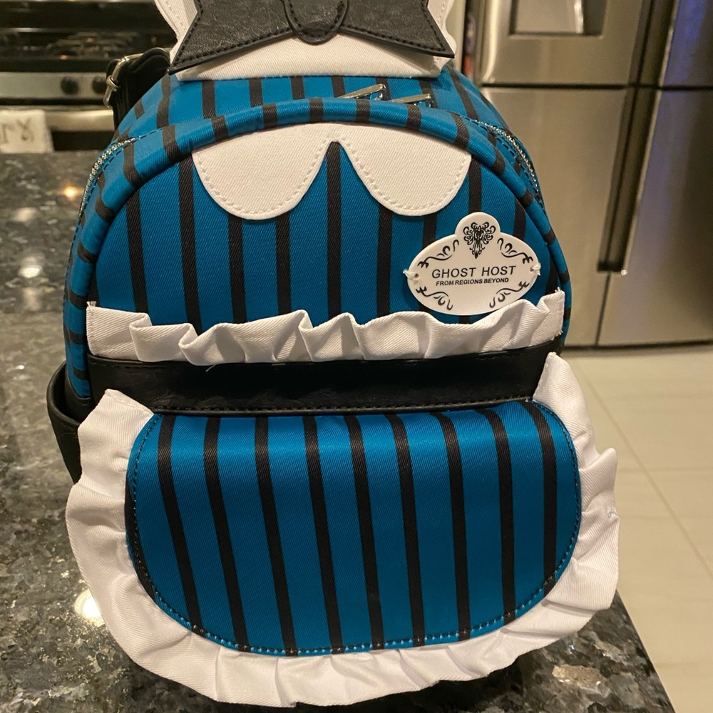 Loungefly backpack haunted mansion